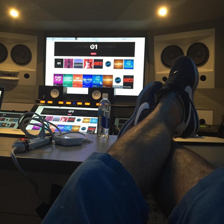  Apple Music、ゼイン・ロウがホストを務める新しい「インタビューシリーズ」ポッドキャストをデビュー